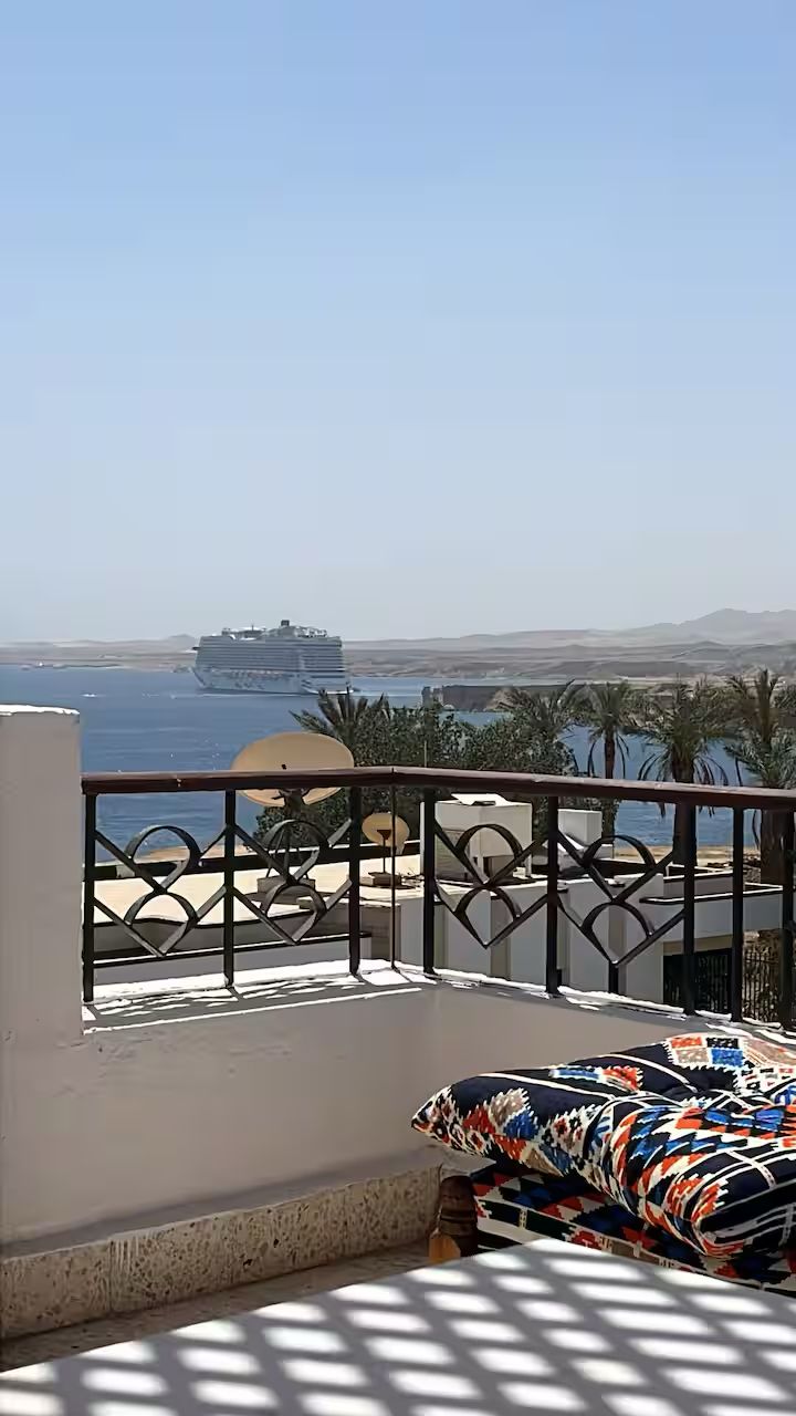Sharm El Sheikh Daire Farsha Balayı  20005