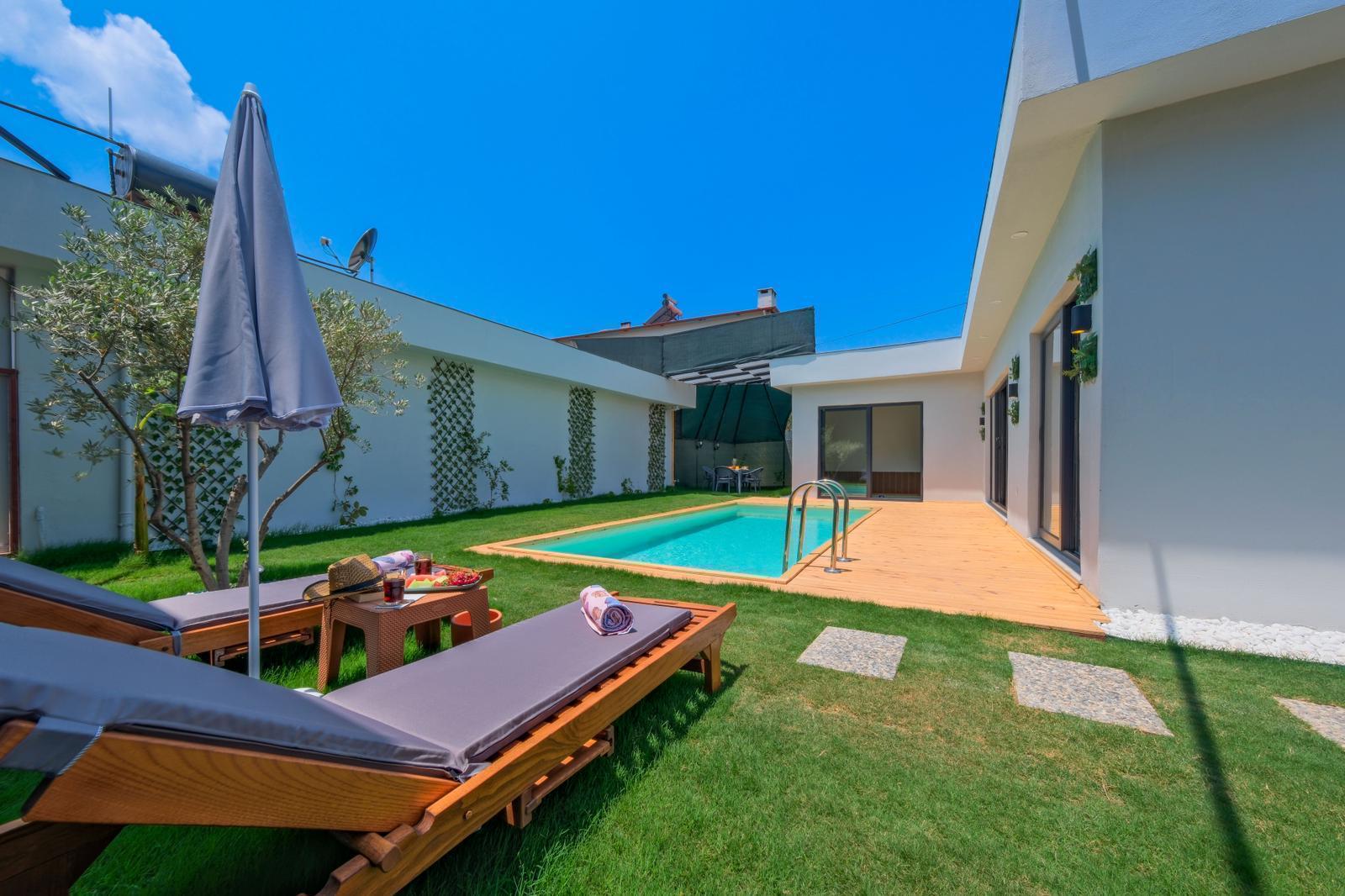 Fethiye 5 Kişilik Kapalı Havuzlu Villa  48156