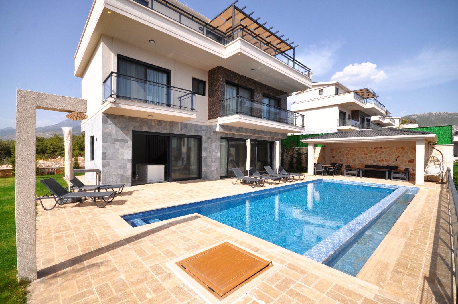 Kalkan Villa Akik 4+1 Modern Şıklık
