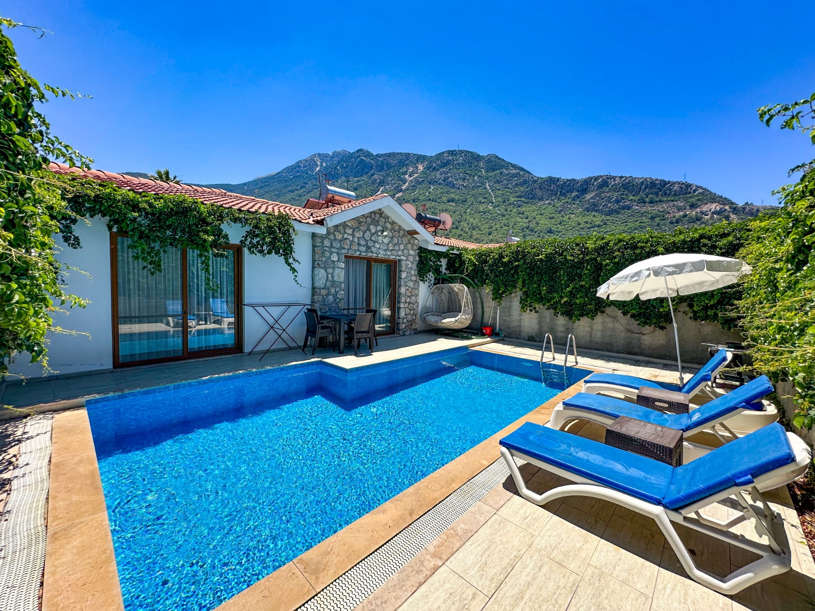 Ovacık Likya Garnet Villa