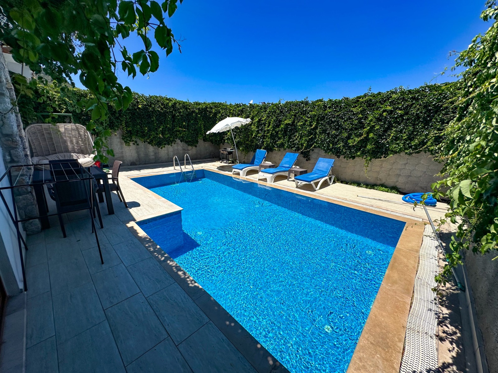 Ovacık Likya Garnet Villa