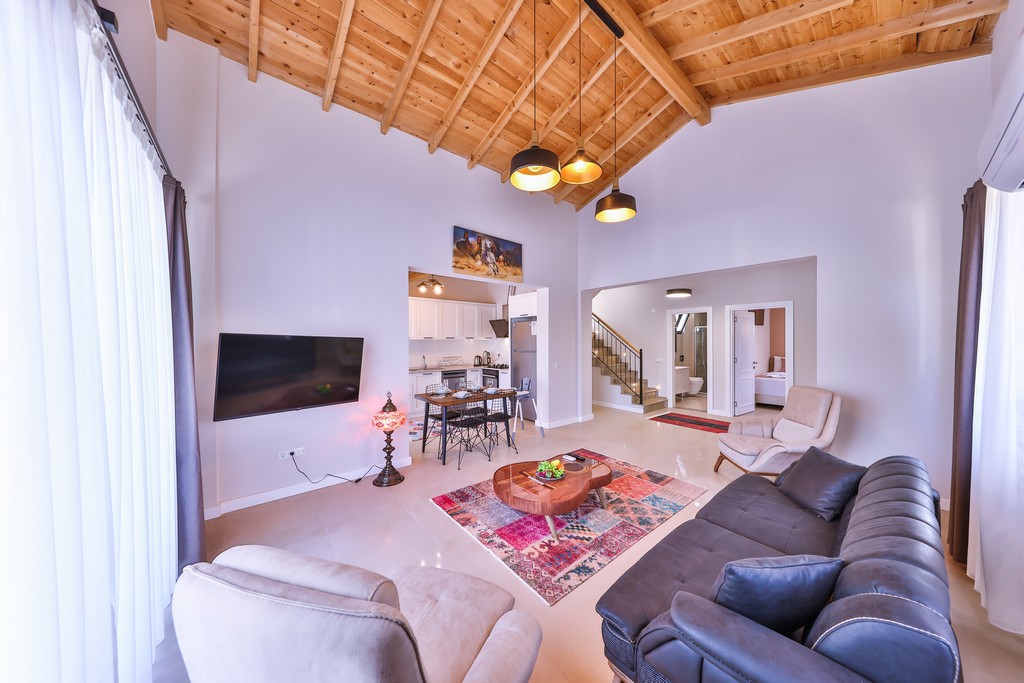 Kaş Villa Safran 4 Kişilik Jakuzili Özel Havuzlu