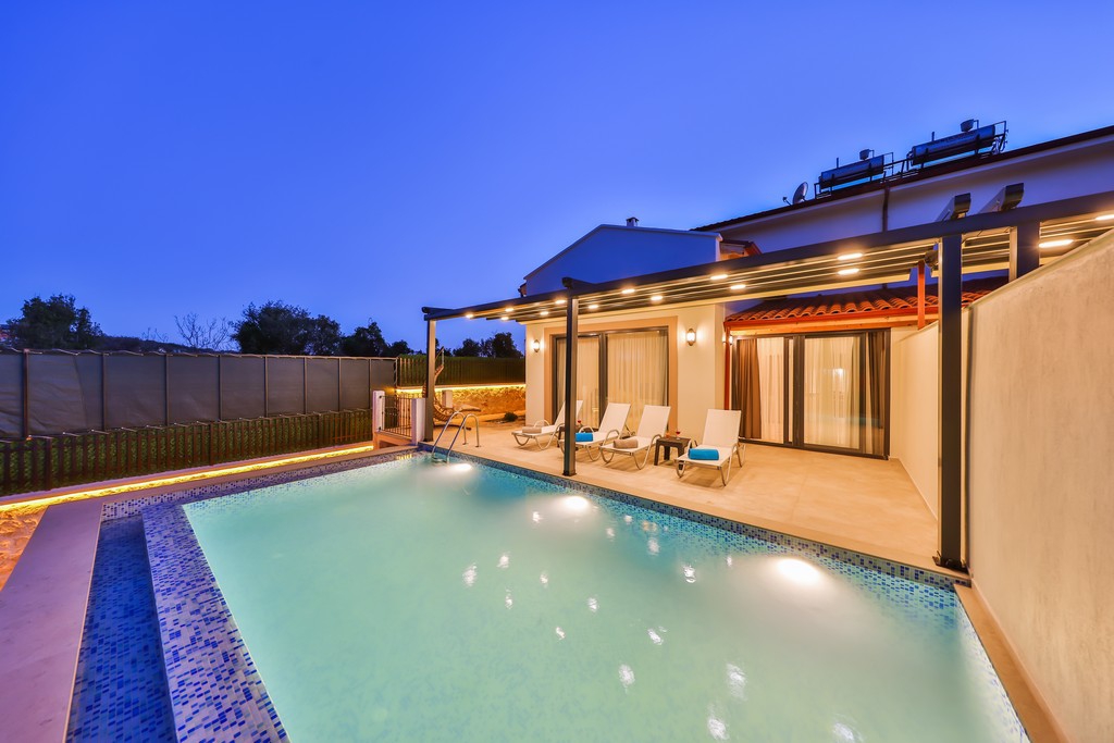 Kaş Villa Kakule 2+1 Korunaklı