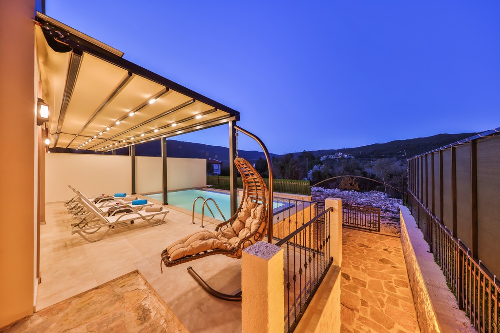 Kaş Villa Kakule 2+1 Korunaklı