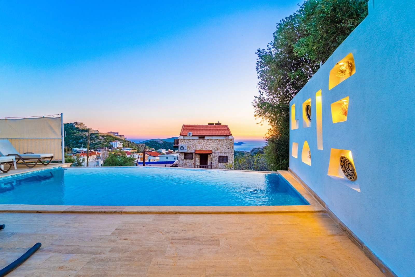 Villa Ladybird