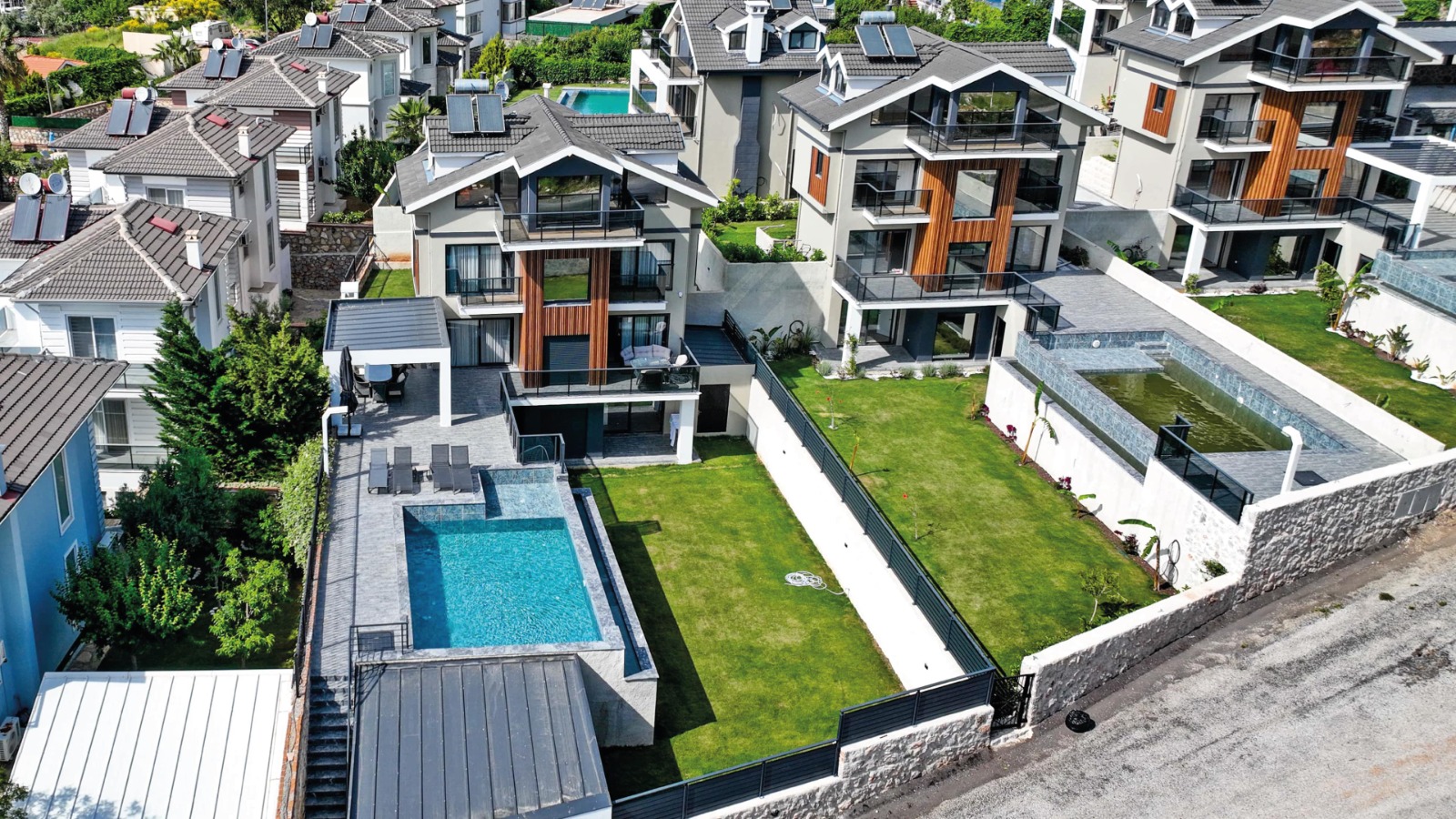 Pandora A Villa