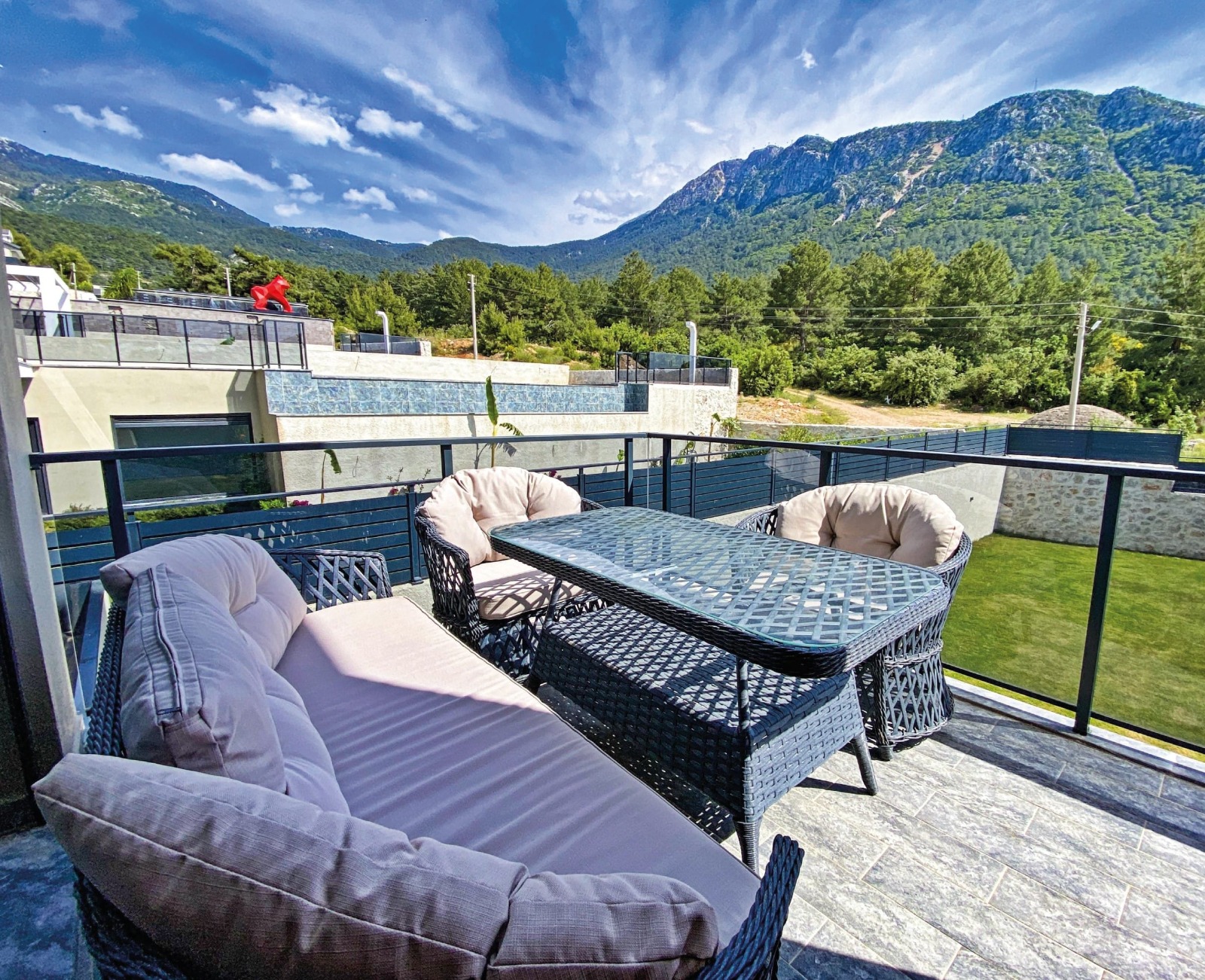 Pandora A Villa